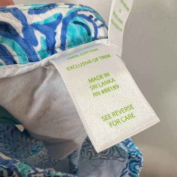 Lilly Pulitzer Adie Shorts Size 6 Chasing Tails Print Fish Blue Preppy Vacation - Picture 8 of 9